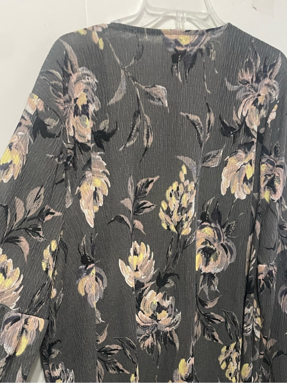 Maurices Gray Floral Crochet Trim Kimono size 2X NWT boho festival romantic - Picture 12 of 14